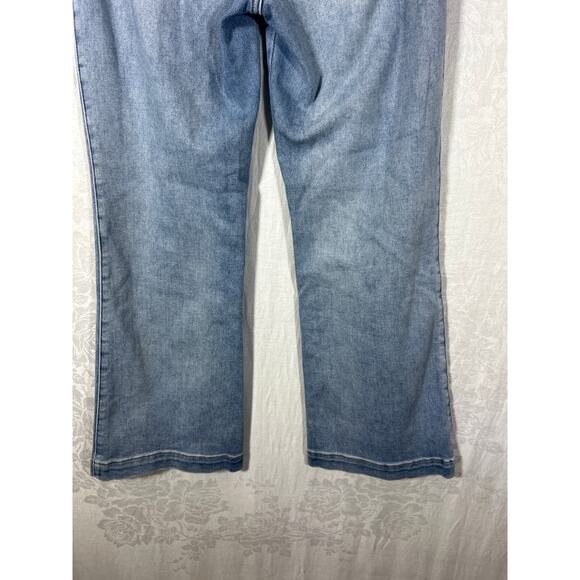 KanCan Jeans 9 28 Bootcut Button Fly Light Wash Blue Denim - Picture 9 of 15